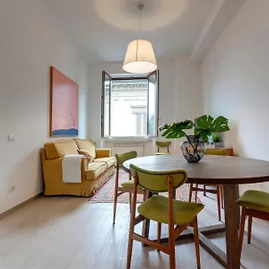 Cavour By Mamo , Firenze Italia